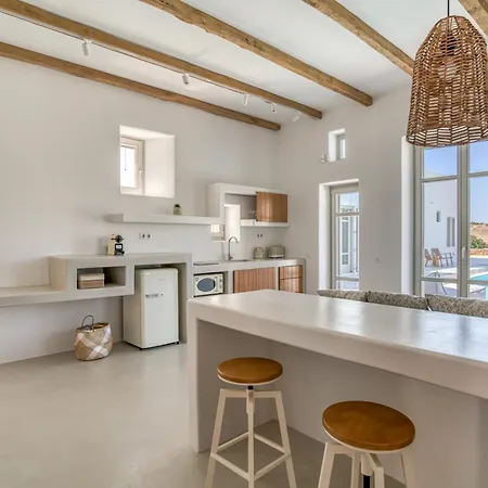 Vila Lil Paros Luxury