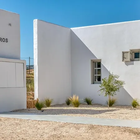 Lil Paros Luxury Villa *