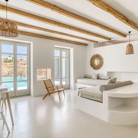 Lil Paros Luxury Villa *