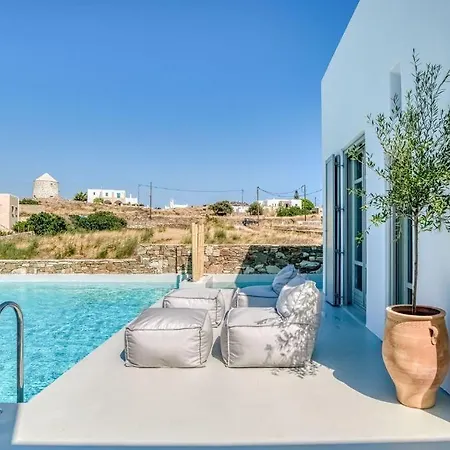 Lil Paros Luxury Villa *